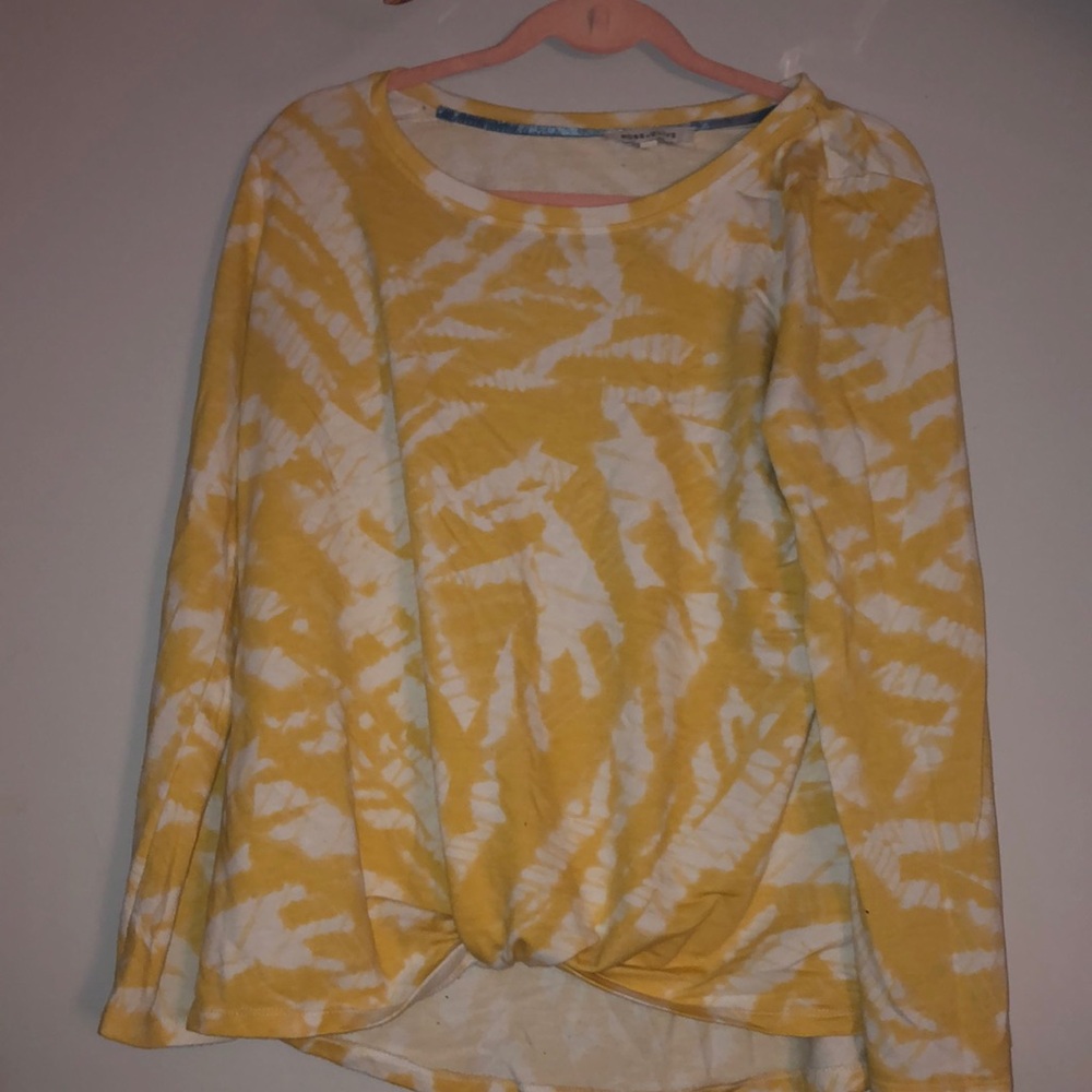 Yellow tie-dye long sleeve shirt
